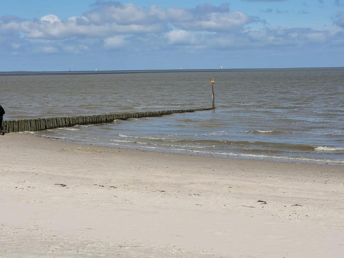 Strandkajuete Hooksiel Шилиг Екстериор снимка